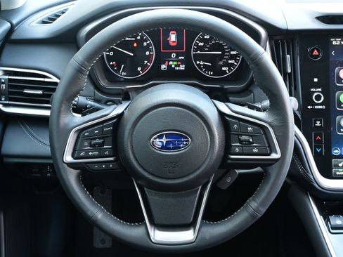 Certified 2025 Subaru Outback Limited image 17