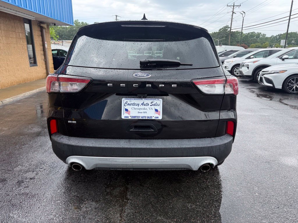 Used 2021 Ford Escape SE w/ Convenience Package FWD image 6