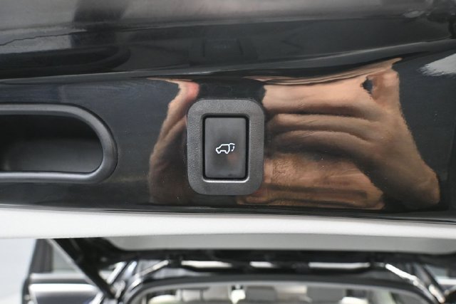Used 2015 Toyota Highlander XLE AWD/4WD image 36