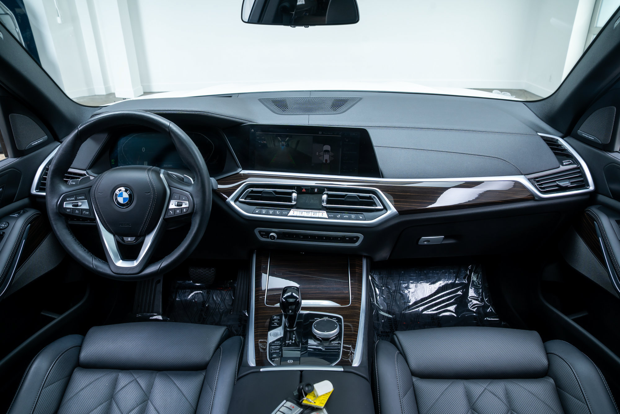 Used 2023 BMW X5 xDrive40i w/ Premium Package AWD/4WD image 8