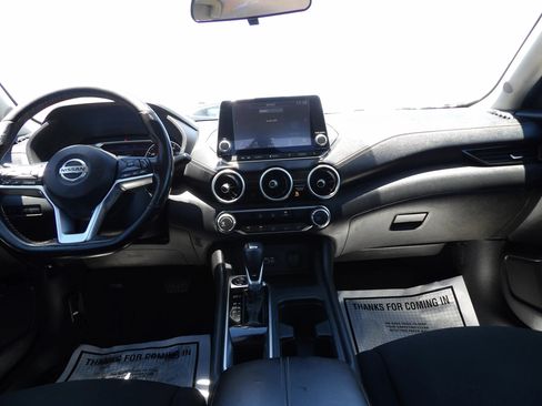 Used 2022 Nissan Sentra SV FWD image 21