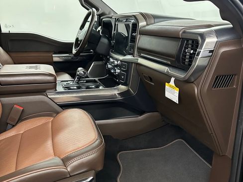 Used 2025 Ford F150 King Ranch AWD/4WD image 38
