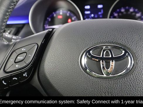 Used 2020 Toyota C-HR XLE image 8