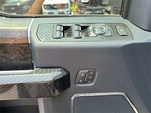 Used 2022 Ford F250 Lariat w/ Lariat Ultimate Package image 13
