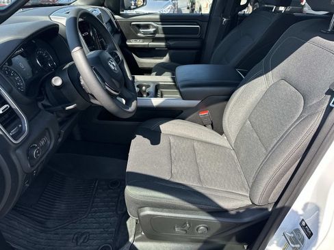 Used 2025 RAM 1500 Big Horn AWD/4WD image 19