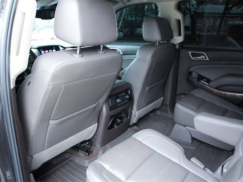 Used 2017 GMC Yukon Denali w/ Open Road Package image 39