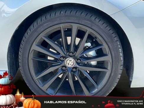 Used 2021 Toyota Camry XSE image 17