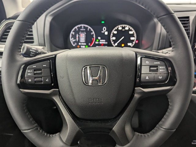 Used 2026 Honda Odyssey Touring image 17