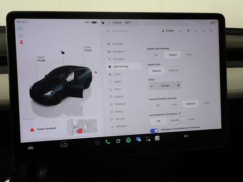 Used 2024 Tesla Model Y Long Range RWD image 45