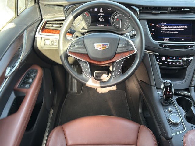 Used 2023 Cadillac XT5 Sportv w/ Technology Package AWD/4WD image 18