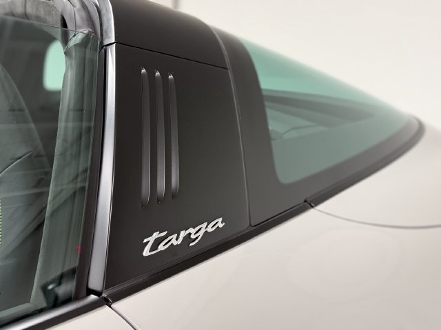 Certified 2024 Porsche 911 Targa 4S AWD/4WD image 14
