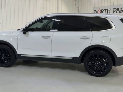 Used 2022 Kia Telluride SX w/ SX Prestige Package image 7