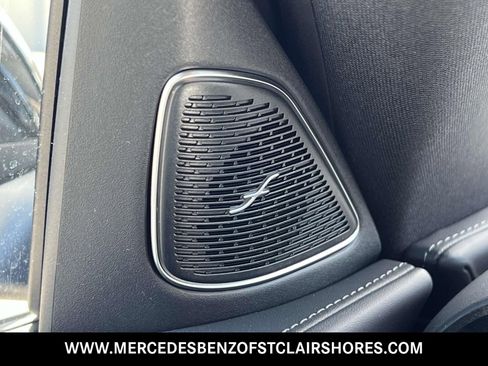 Used 2025 Mercedes-Benz C 300 4MATIC Sedan image 36