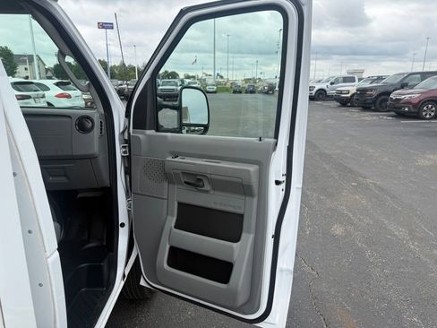 Used 2023 Ford E-350 and Econoline 350 Super Duty w/ Power Windows & Locks Group RWD image 52