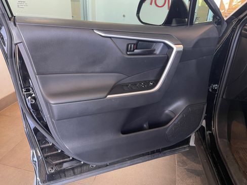 Used 2025 Toyota RAV4 LE AWD/4WD image 13