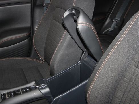Used 2023 Honda HR-V Sport image 19