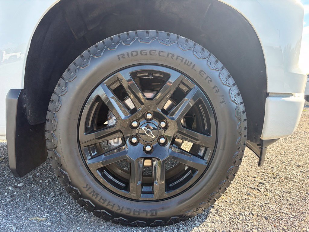 Used 2023 Chevrolet Silverado 1500 RST AWD/4WD image 23