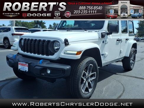 Used 2024 Jeep Wrangler Unlimited AWD/4WD image 1