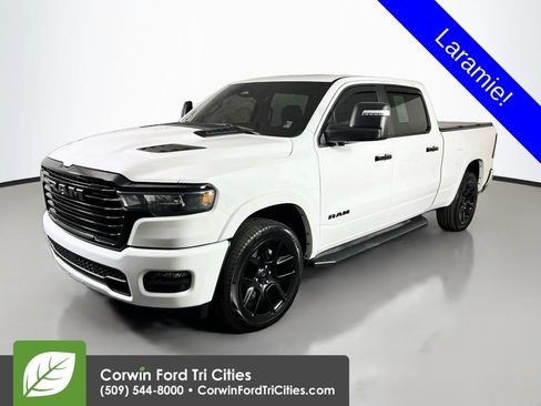 Used 2025 RAM 1500 Laramie w/ Night Edition AWD/4WD image 5