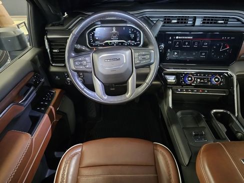 Used 2024 GMC Sierra 3500 Denali Ultimate image 32