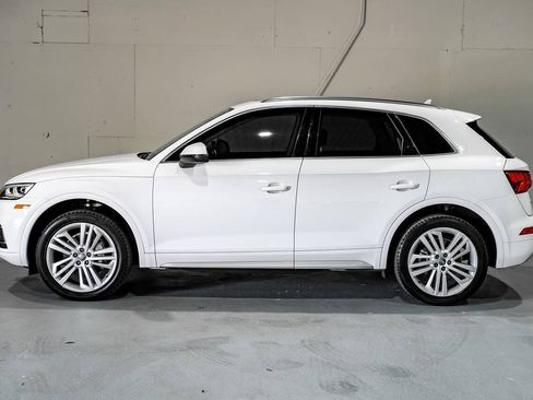 Used 2019 Audi Q5 2.0T Premium Plus w/ Premium Plus Package AWD/4WD image 11