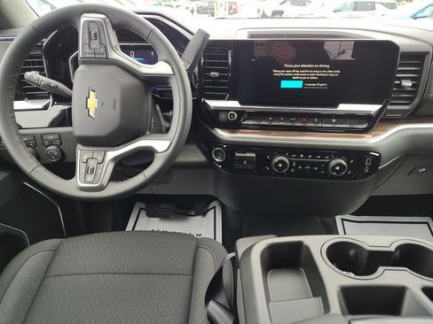 New 2026 Chevrolet Silverado 1500 LT image 12