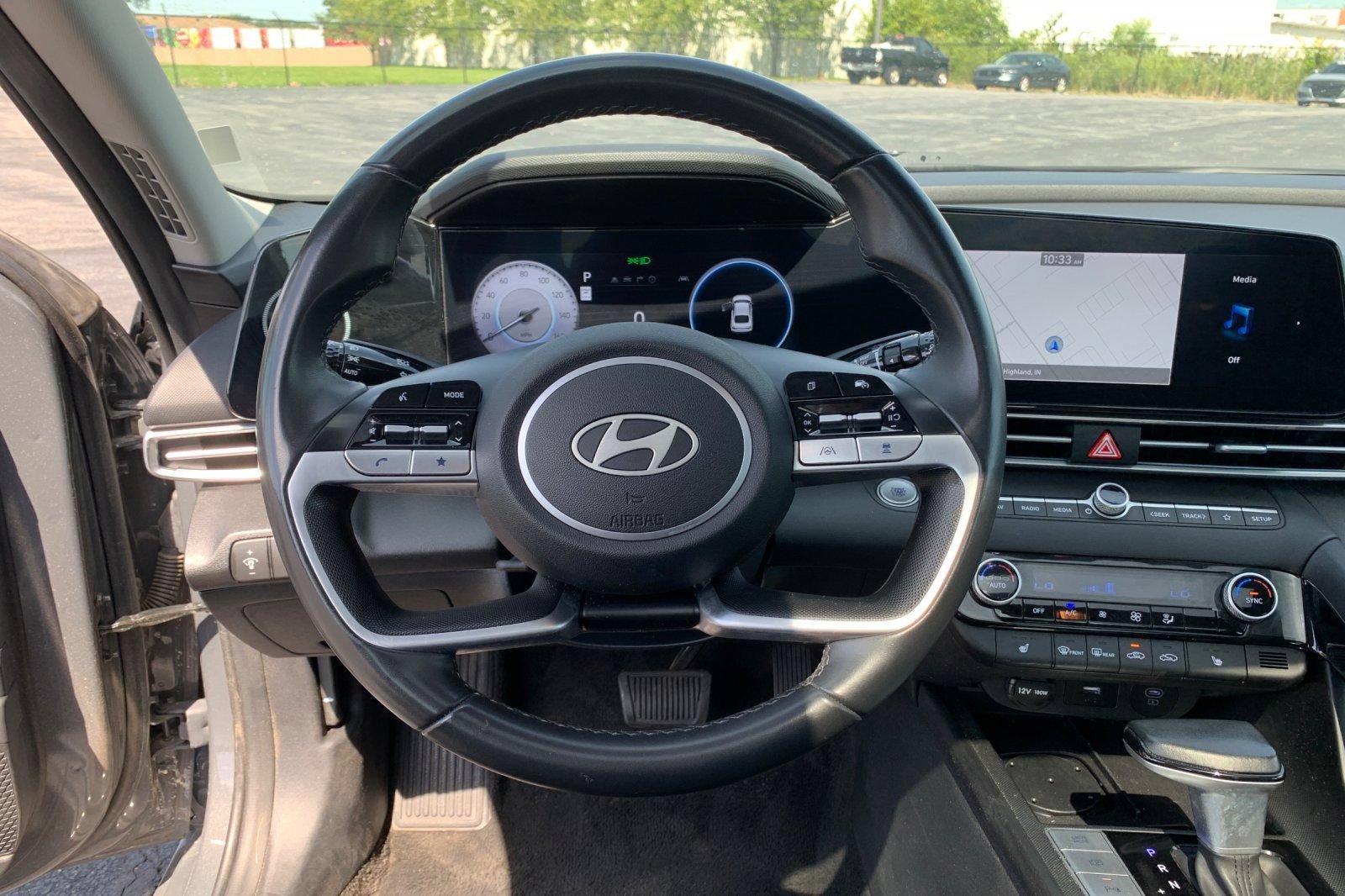 Used 2024 Hyundai Elantra Limited FWD image 28