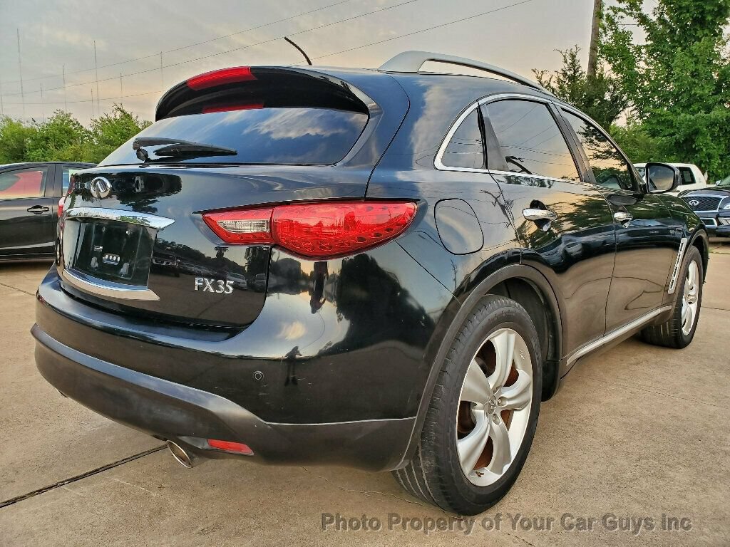 Used 2010 INFINITI FX35 AWD w/ Navigation Pkg image 13