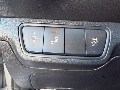 Used 2023 Kia Forte GT-Line w/ GT-Line Technology Package FWD image 39