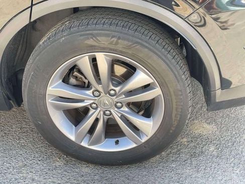 Used 2023 Acura MDX SH-AWD image 9