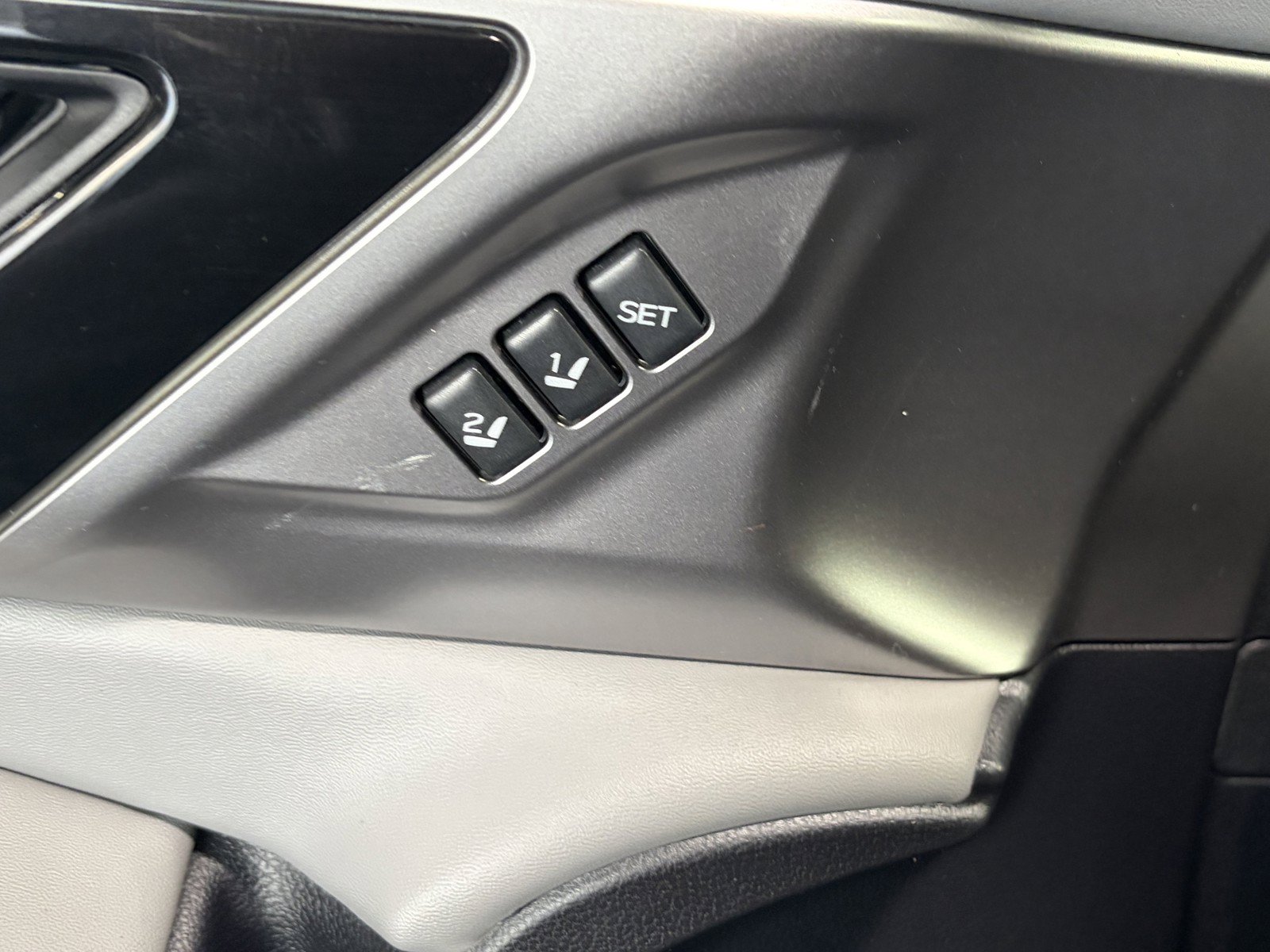 Used 2021 Subaru Legacy Limited AWD/4WD image 24