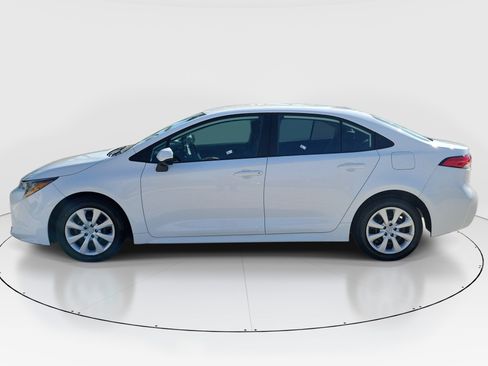 Used 2024 Toyota Corolla LE FWD image 4