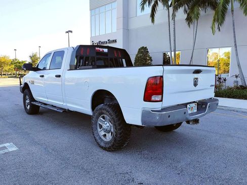 Used 2018 RAM 2500 Tradesman w/ Chrome Appearance Group image 9