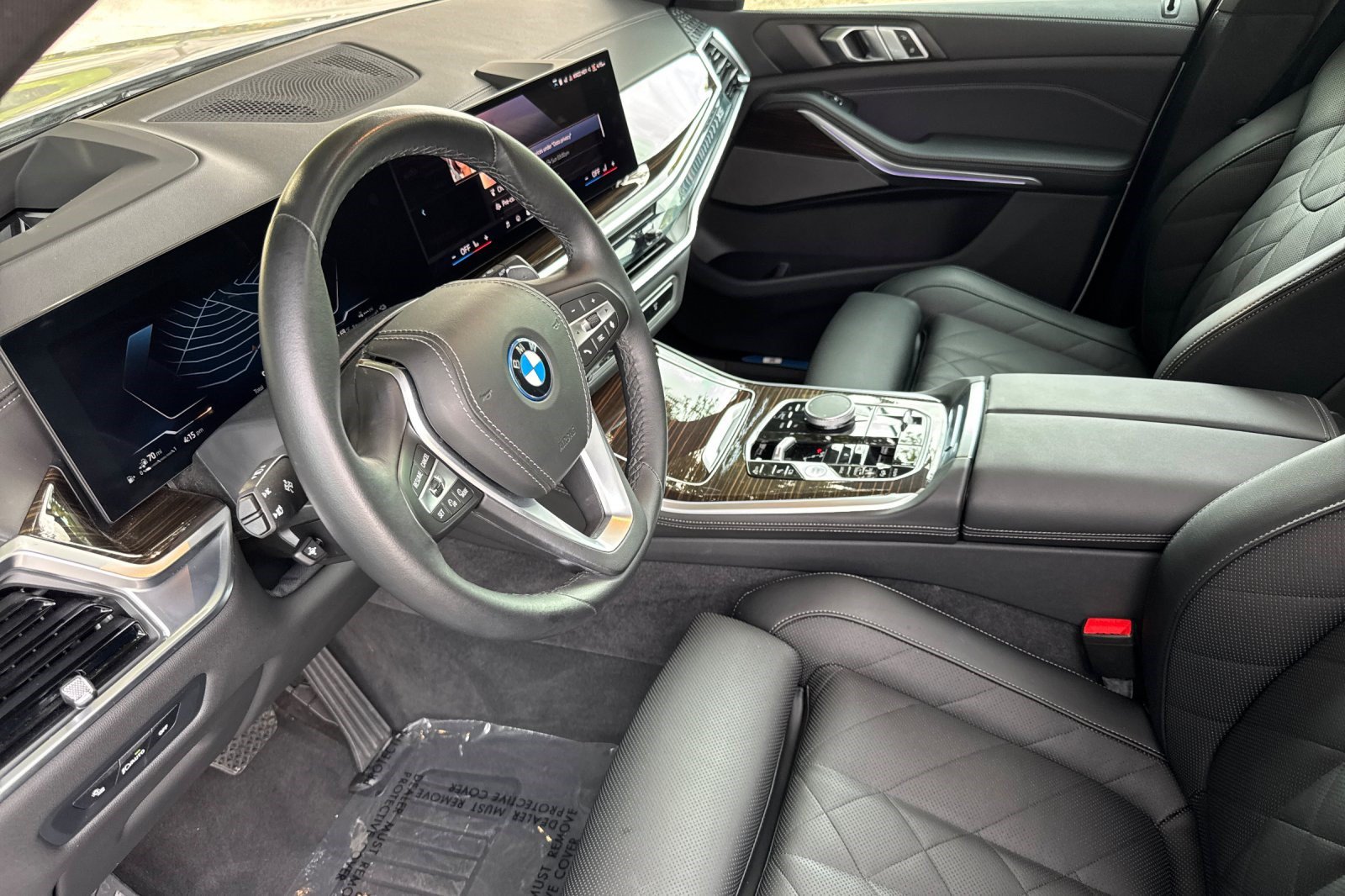 Used 2026 BMW X5 xDrive50e w/ Premium Package AWD/4WD image 11