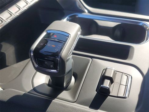 New 2026 GMC Sierra 1500 Denali w/ Denali Reserve Package image 15