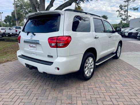 Used 2014 Toyota Sequoia Platinum RWD image 6
