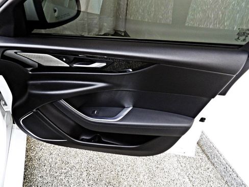 Used 2020 Jaguar XE S image 11