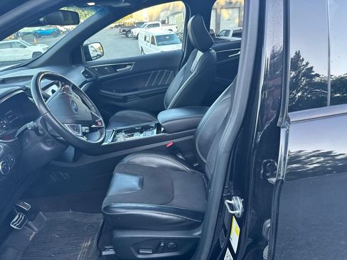 Used 2020 Ford Edge ST w/ Equipment Group 401A AWD/4WD image 11