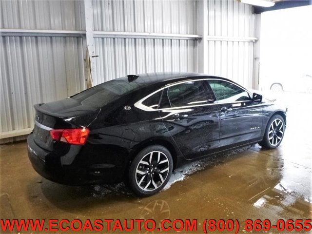 Used 2017 Chevrolet Impala LT FWD image 3