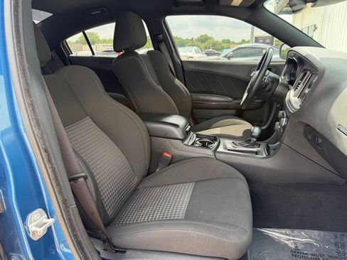Used 2023 Dodge Charger R/T w/ Blacktop Package RWD image 23