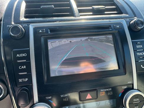 Used 2014 Toyota Camry LE image 24