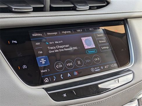 Certified 2024 Cadillac XT5 Premium Luxury w/ LPO, Floor Liner Package image 14