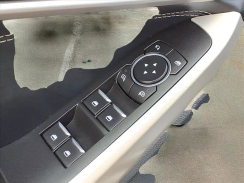 Used 2021 Ford Explorer Limited w/ Equipment Group 301A image 16