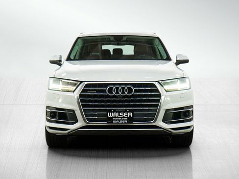 Used 2018 Audi Q7 3.0T Prestige w/ Prestige Package AWD/4WD image 8