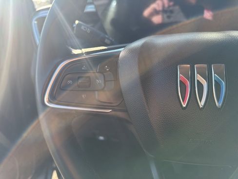 Used 2024 Buick Encore GX Sport Touring image 14