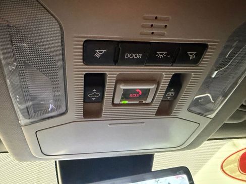 Certified 2020 Toyota RAV4 Limited image 16