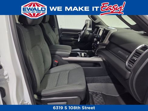 New 2026 RAM 1500 Big Horn AWD/4WD image 13