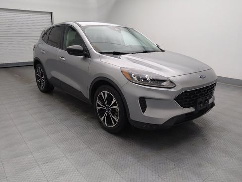 Used 2022 Ford Escape SE w/ SE Sport Appearance Package FWD image 13