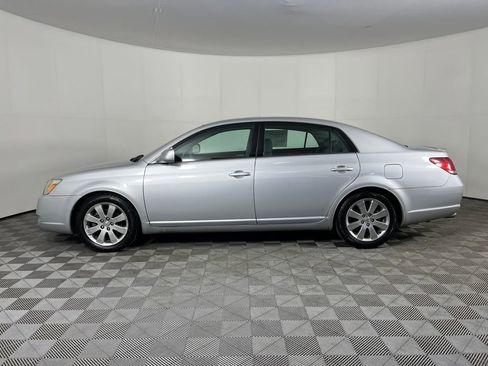 Used 2006 Toyota Avalon XL image 9