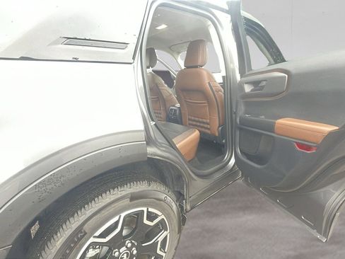 Certified 2025 Ford Bronco Sport Outer Banks w/ Outer Banks Tech Package+ AWD/4WD image 21